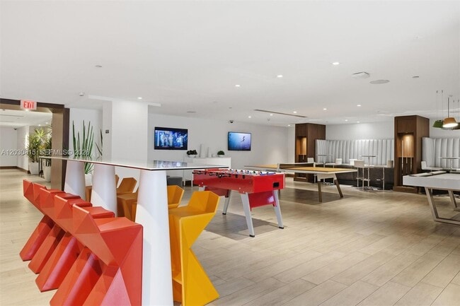 Building Photo - 330 Sunny Isles Blvd