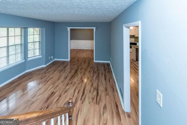 Building Photo - 2275 Camden Ct