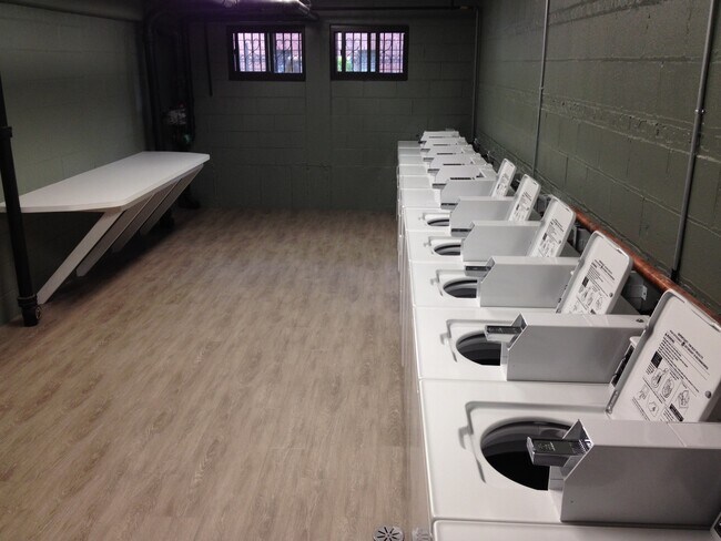 Interior Photo - Catalpa Vista Apartments