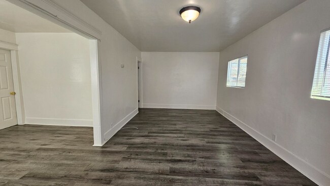 Building Photo - 4415 Burns Ave