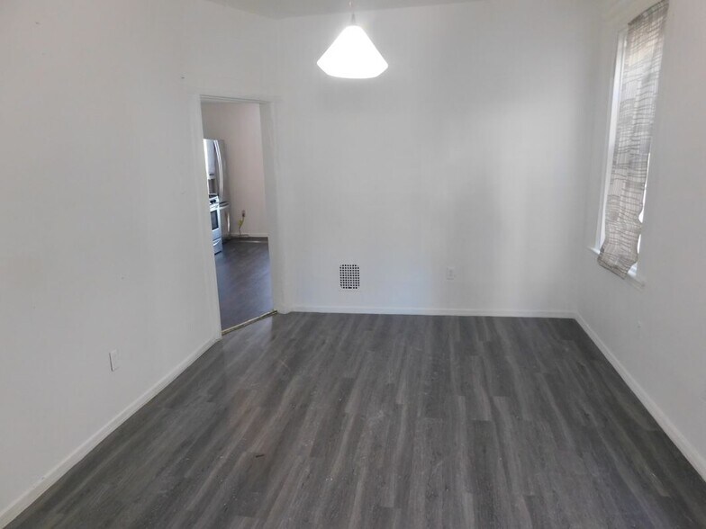 Building Photo - 48 Randolph Ave