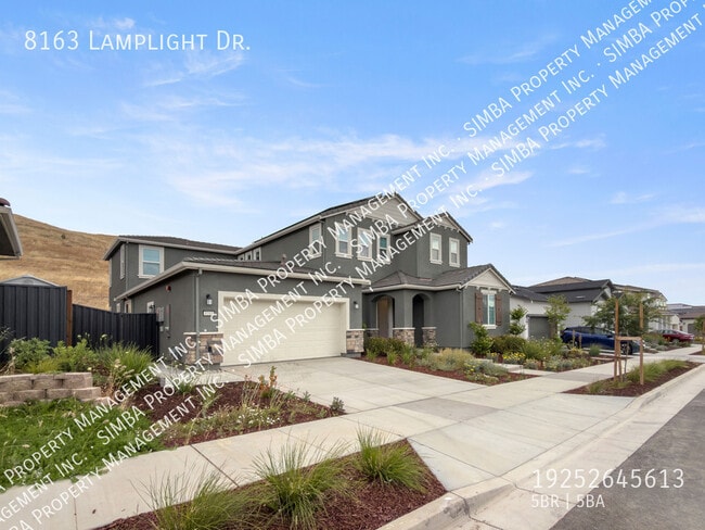 Building Photo - 8163 Lamplight Dr