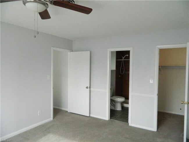 Building Photo - Brandon