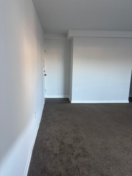 Building Photo - 812 Brook Hill Rd