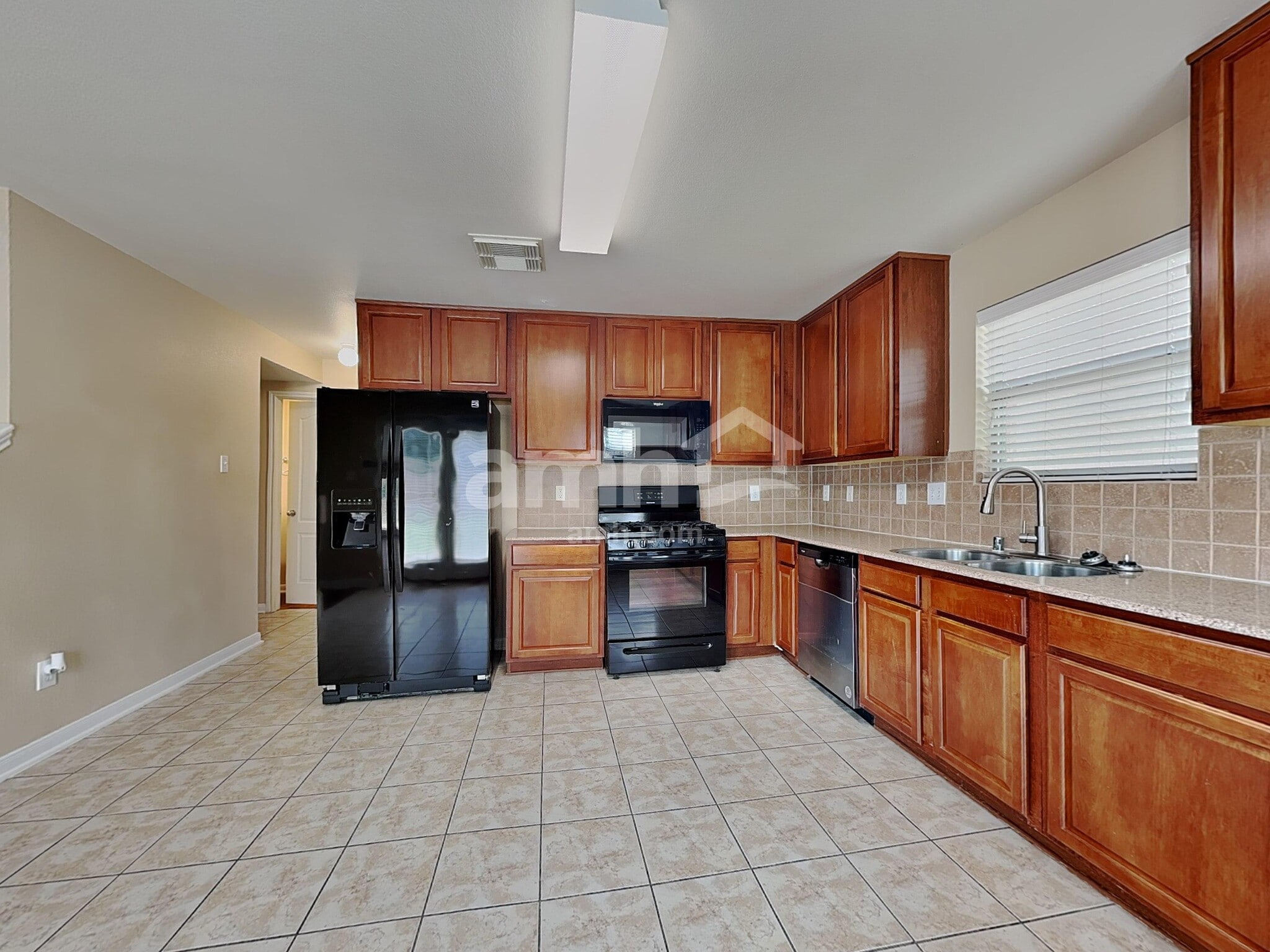 Building Photo - 18302 Fair Grange Ln
