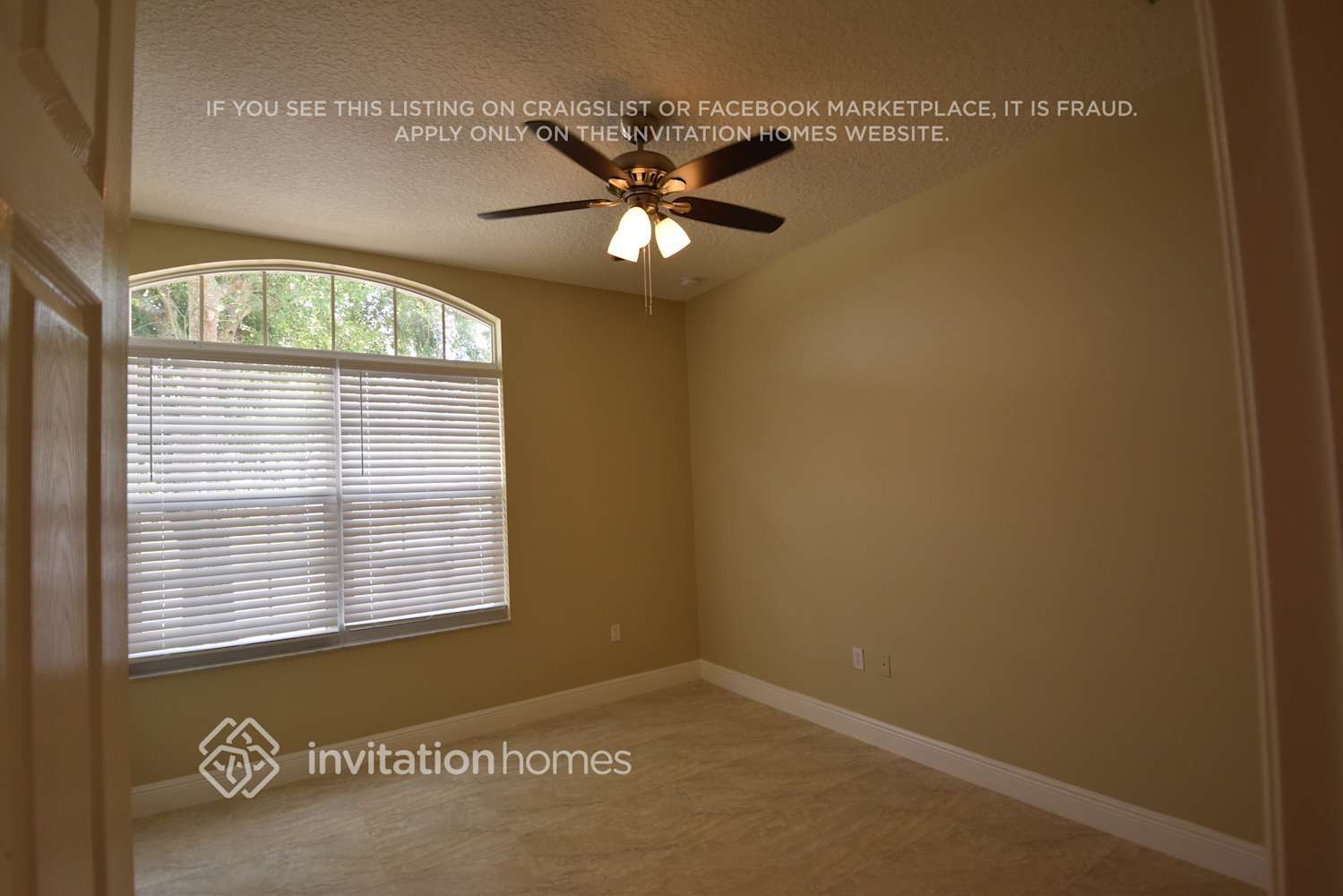Building Photo - 2509 Calla Lily Cove