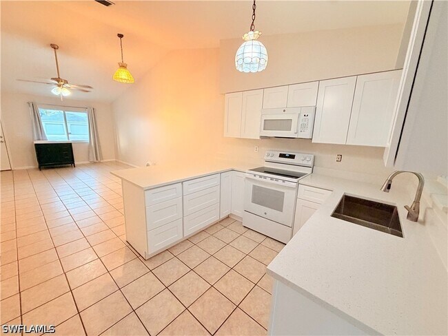 Building Photo - 8204 Matanzas Rd