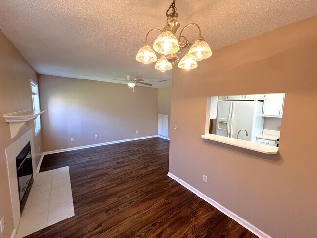Building Photo - 149 Woodfield Pl