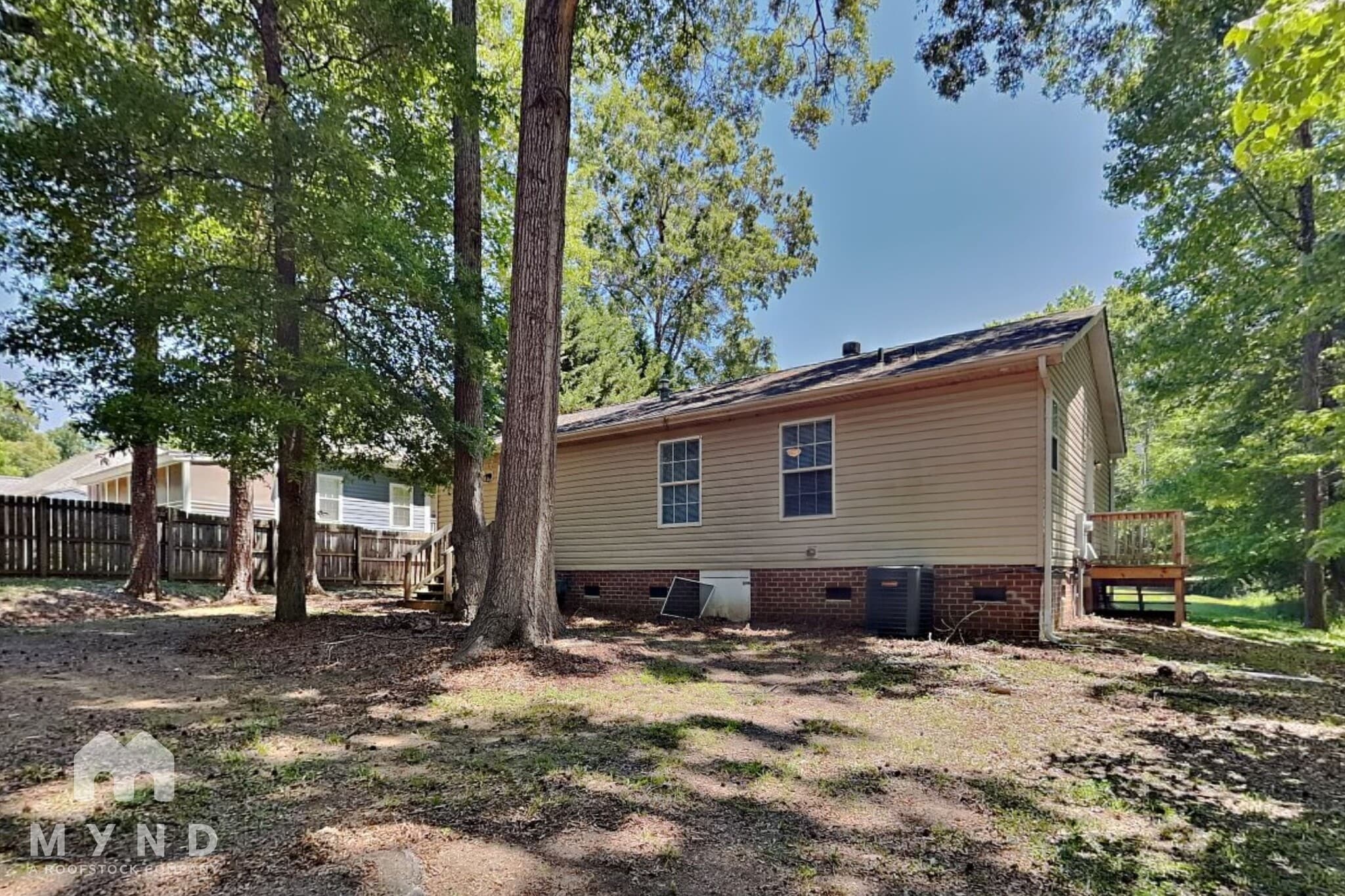 Building Photo - 2208 Shalimar Dr