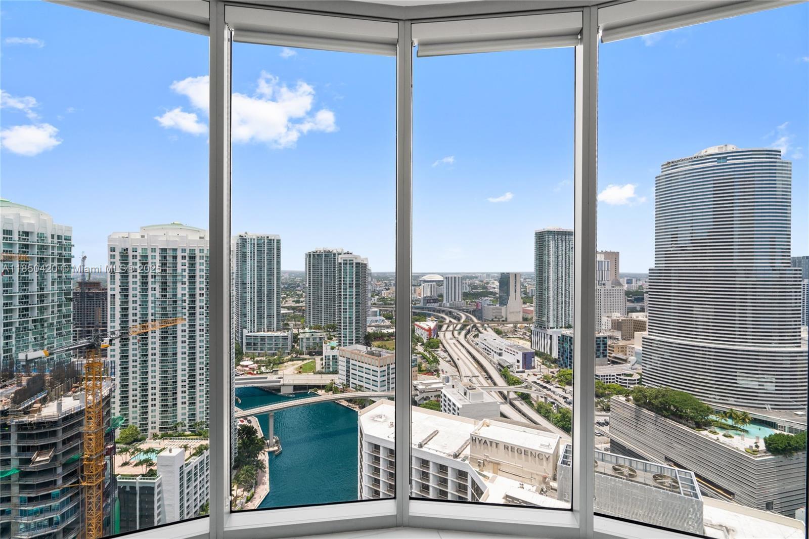 Building Photo - 200 Biscayne Boulevard Way
