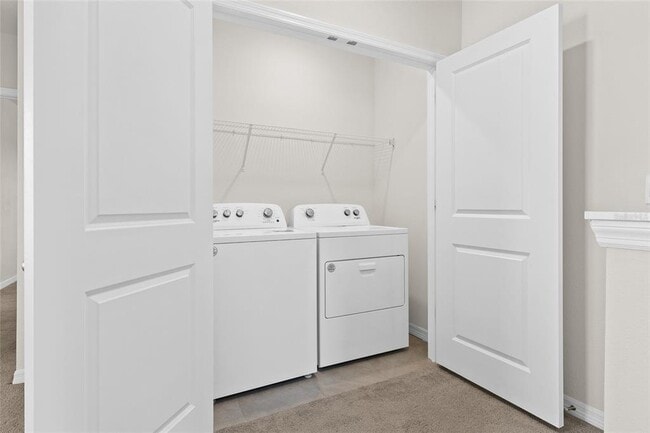 Building Photo - 11407 Planetree Pl