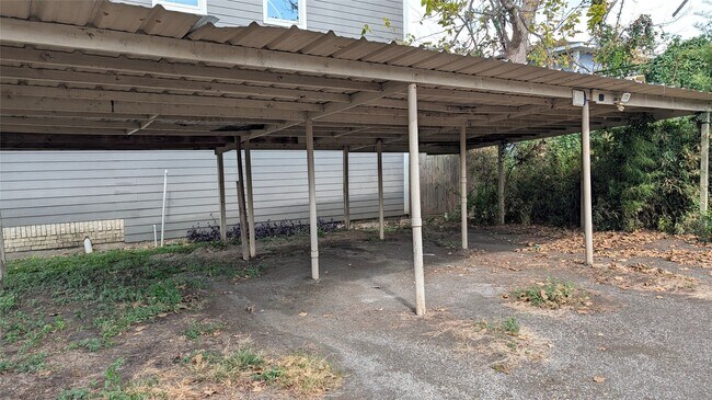 Building Photo - 412 Cordell St