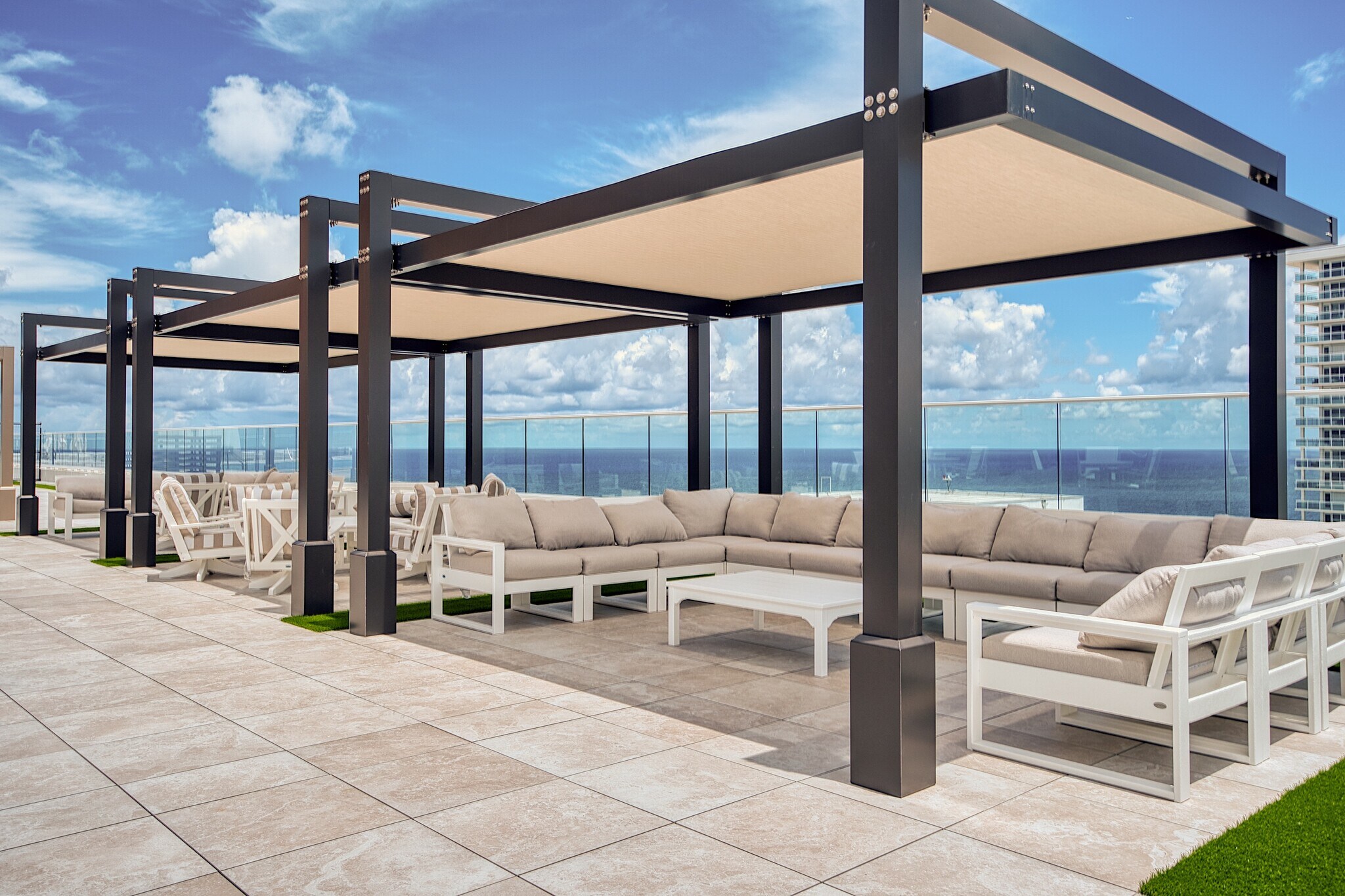 Building Photo - 4020 Galt Ocean Dr