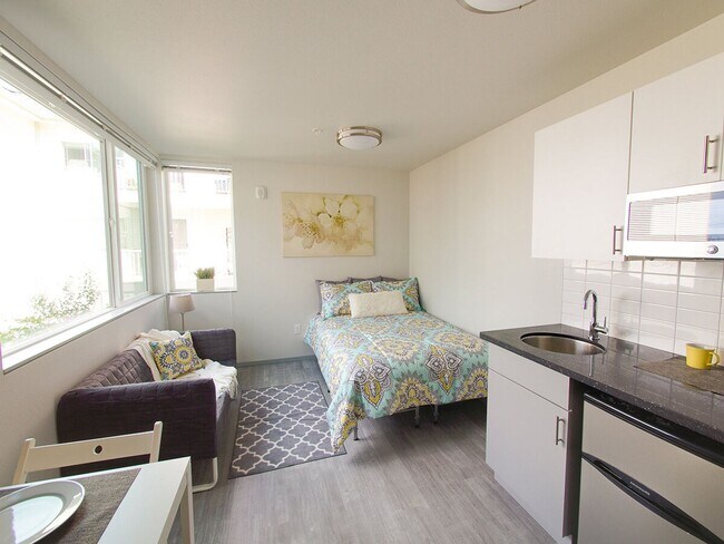 Interior Photo - Fauntleroy Lofts - West Seattle Micros. 3-...