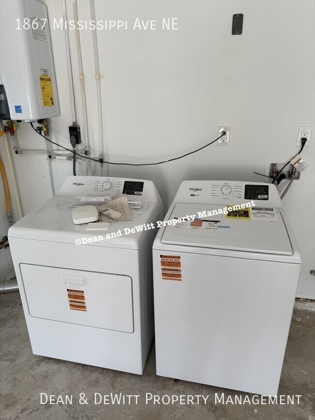 Building Photo - 1867 Mississippi Ave NE