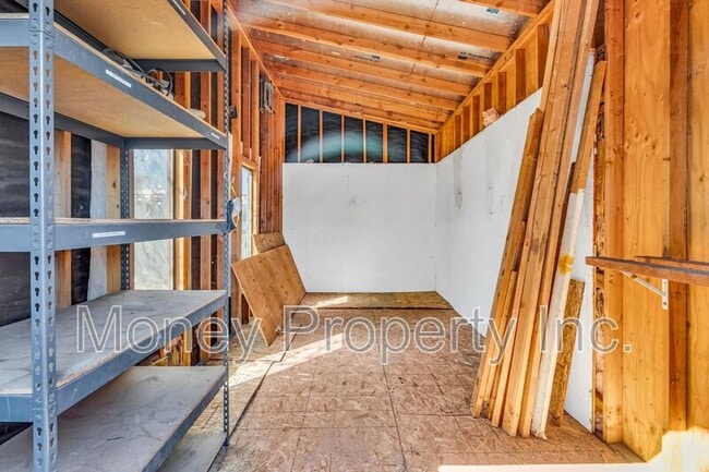 Building Photo - 622 Patricia Ln