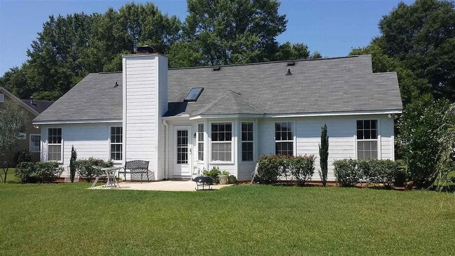 Building Photo - Hyde Park Rental