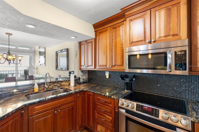 Building Photo - 5279 Isla Key Blvd S