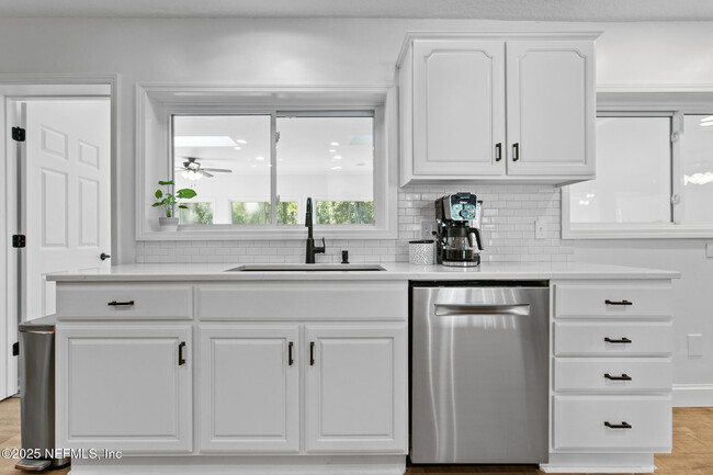 Building Photo - 4356 Olde Pine Ln