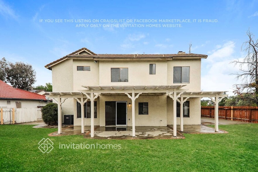 Building Photo - 25983 Whispering Wind Ct