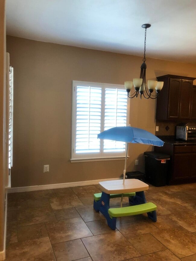 Building Photo - 3132 Tunnel Point Way