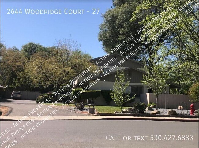 Building Photo - 2644 Woodridge Ct