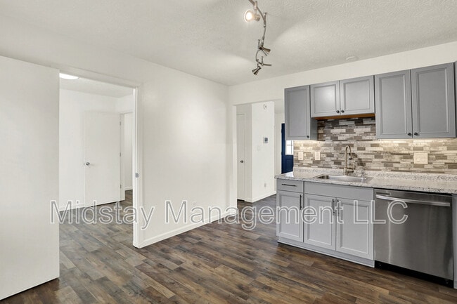 Building Photo - 5120 Haverford Ave