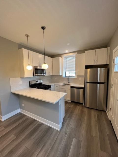 Building Photo - 2 bedroom in Chicago IL 60613