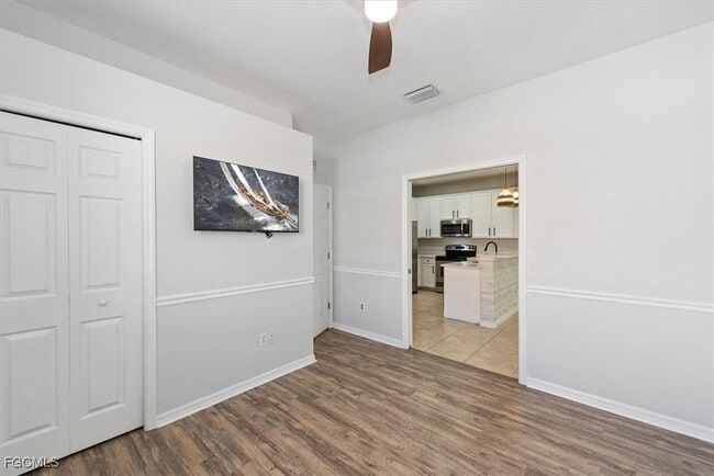 Building Photo - 21379 Bella Terra Blvd