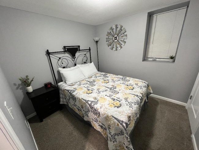 Building Photo - 1560 S Stickney St