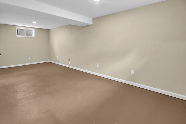 Building Photo - 4559 Ashfield Dr