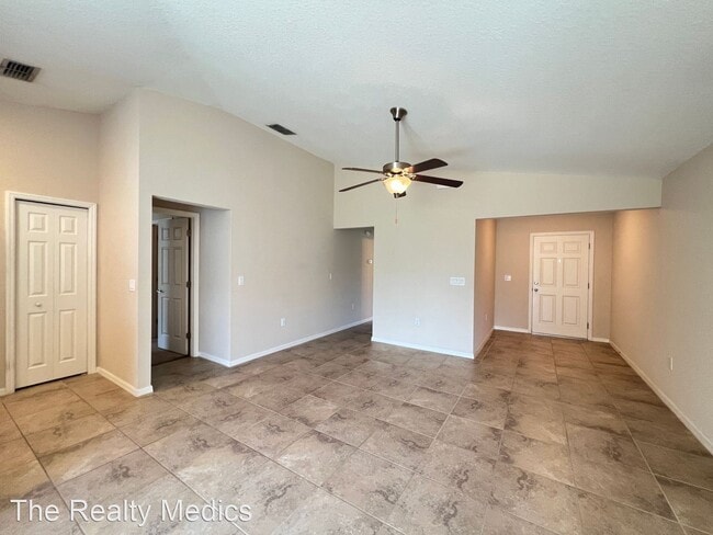 Building Photo - 3 br, 2 bath House - 4815 Summerfield Cir