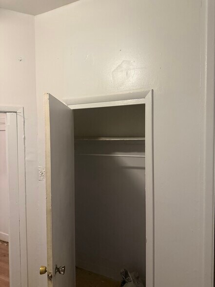 Back bedroom - 3539 N 11th St