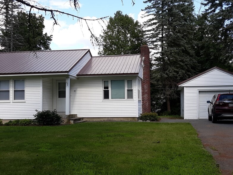 Primary Photo - 37 Sargent Dr