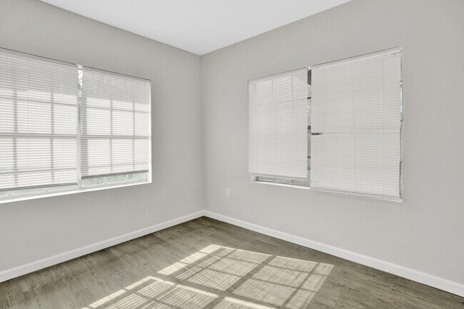 Building Photo - 5201 Mulga Ave