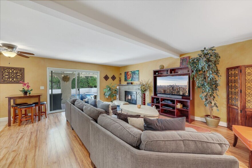 Building Photo - 3225 Mountain Spring Rd