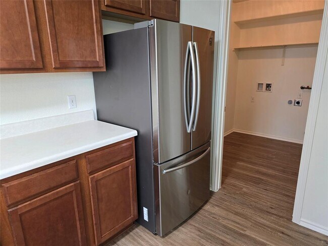 Building Photo - 11909 Big Sky Dr