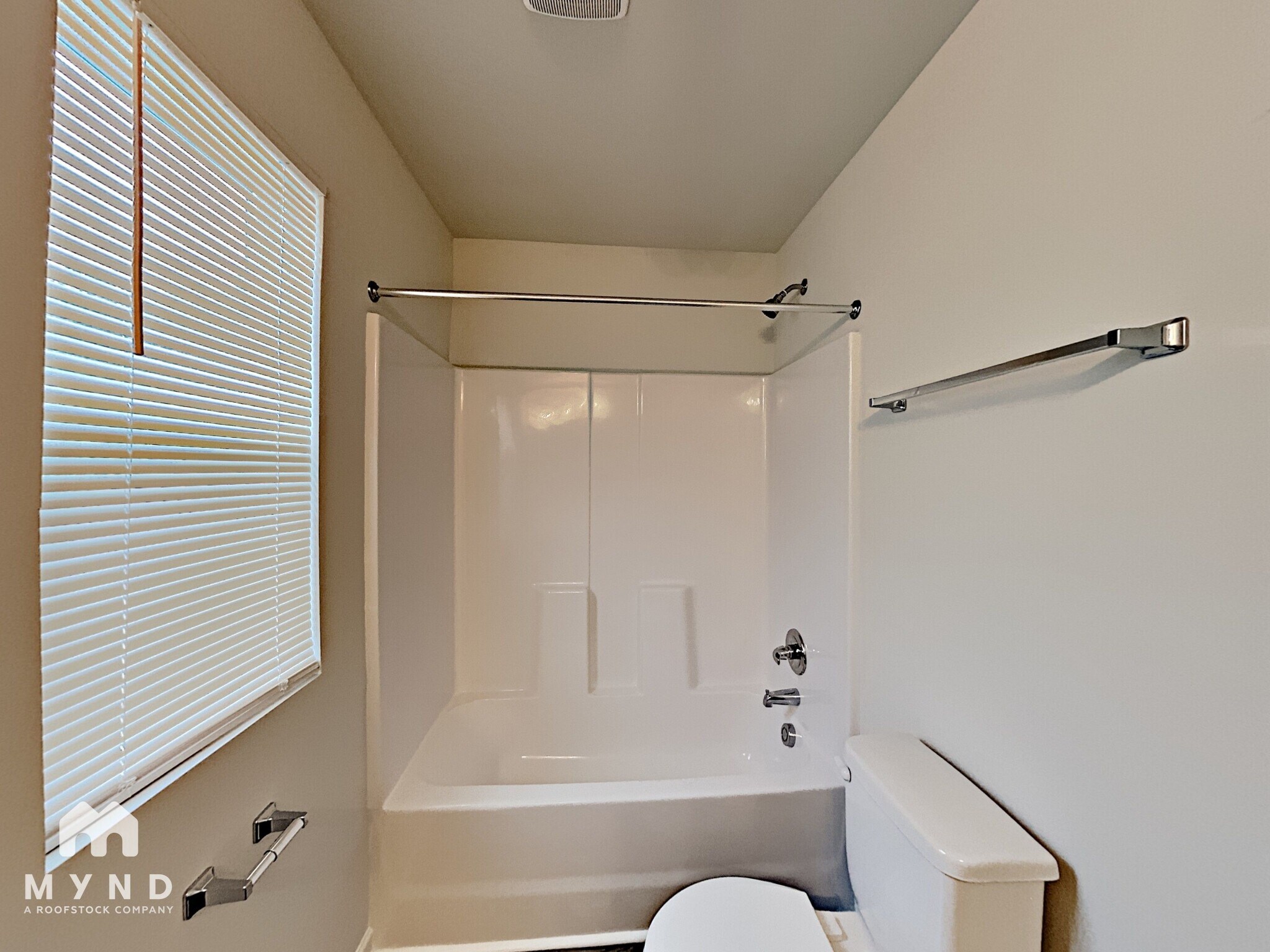 Building Photo - 126 Forest Bend Way