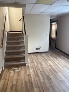 Primary Photo - 165 N Center St