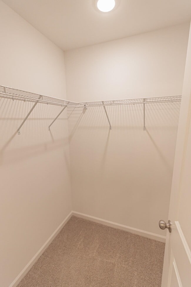 Building Photo - 195 Crescent Wy