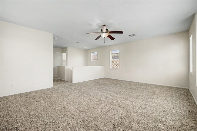 Building Photo - 2392 Predera Ave