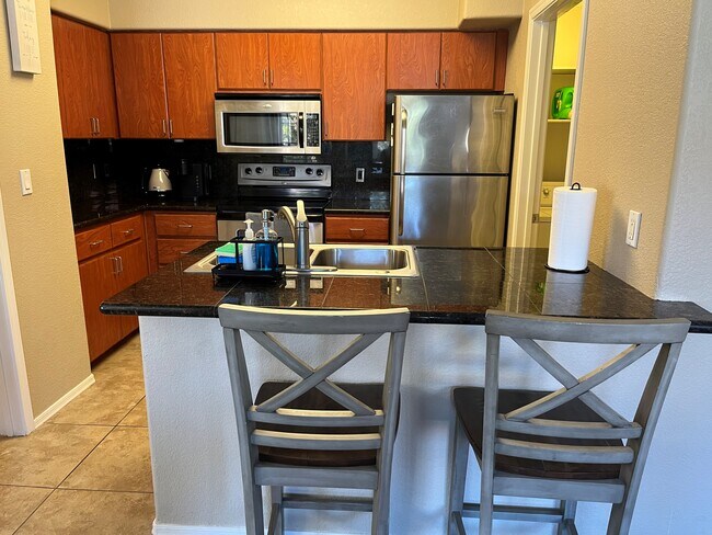 Building Photo - 5302 E Van Buren St