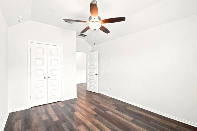 Building Photo - 1202 Vilamoura Ct