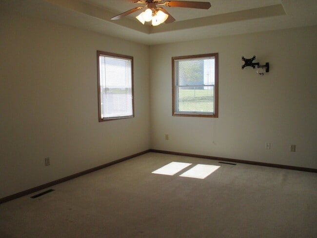 Building Photo - Great Corner Lot