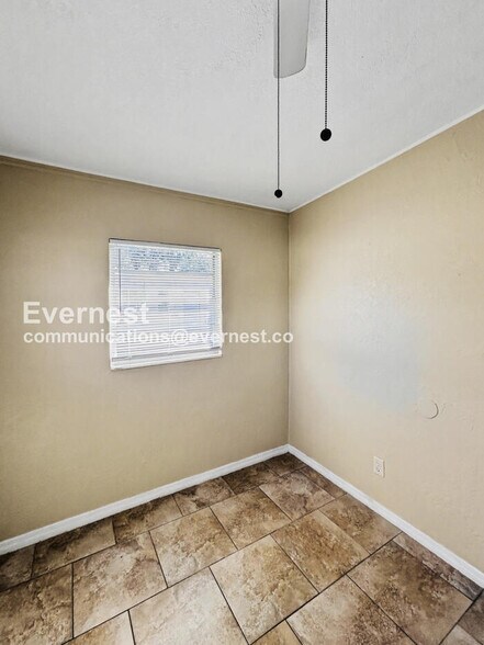 Building Photo - 2925 N 46th St