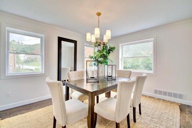 Building Photo - 797 Highland Ave