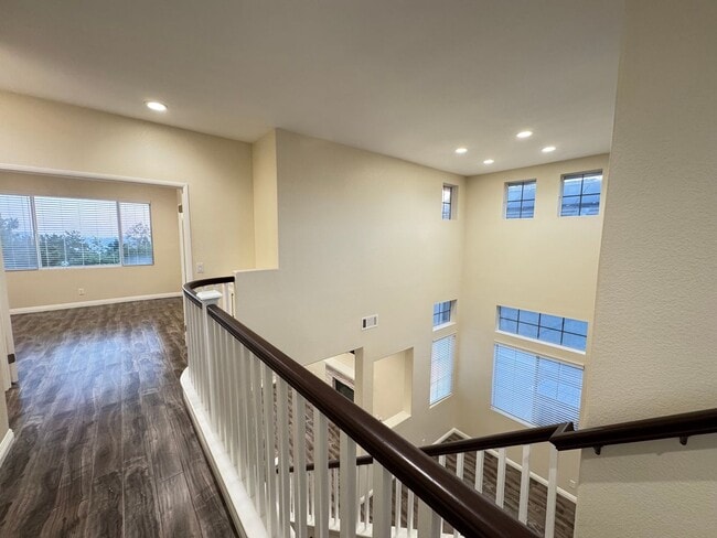 Building Photo - Immaculate 3Bd/2.5Ba Home in Foothill Ranch w/Community Pool, Water Softener and Amazing Location!