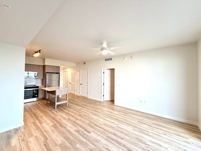 Building Photo - 536 SW 3rd St