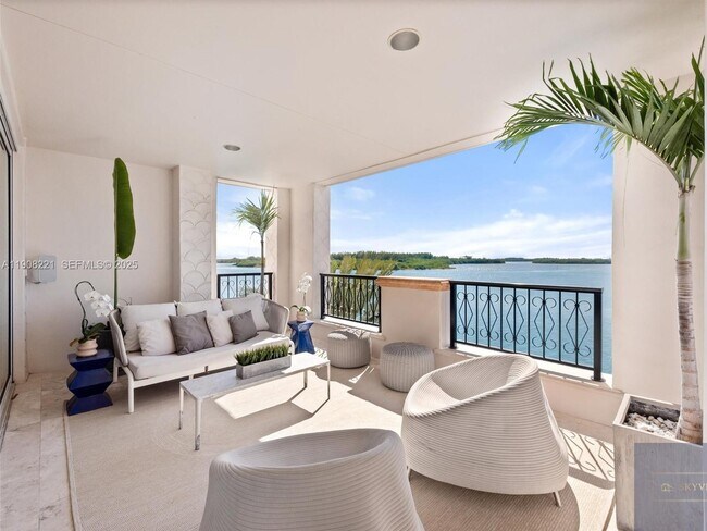 Building Photo - 5142 Fisher Island Dr