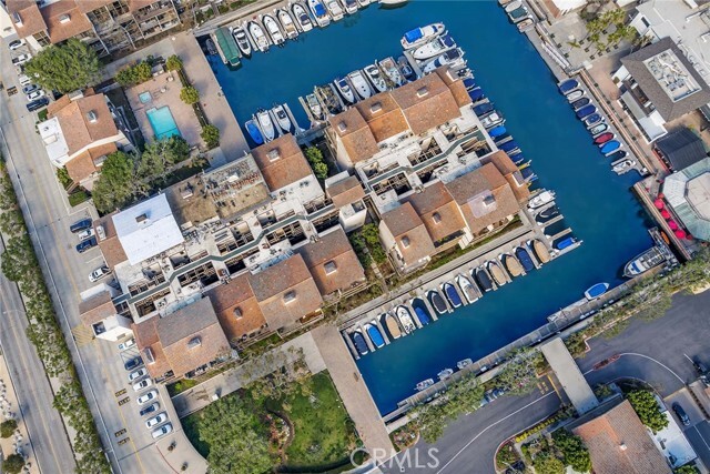 Building Photo - 9331 Marina Pacifica Dr N